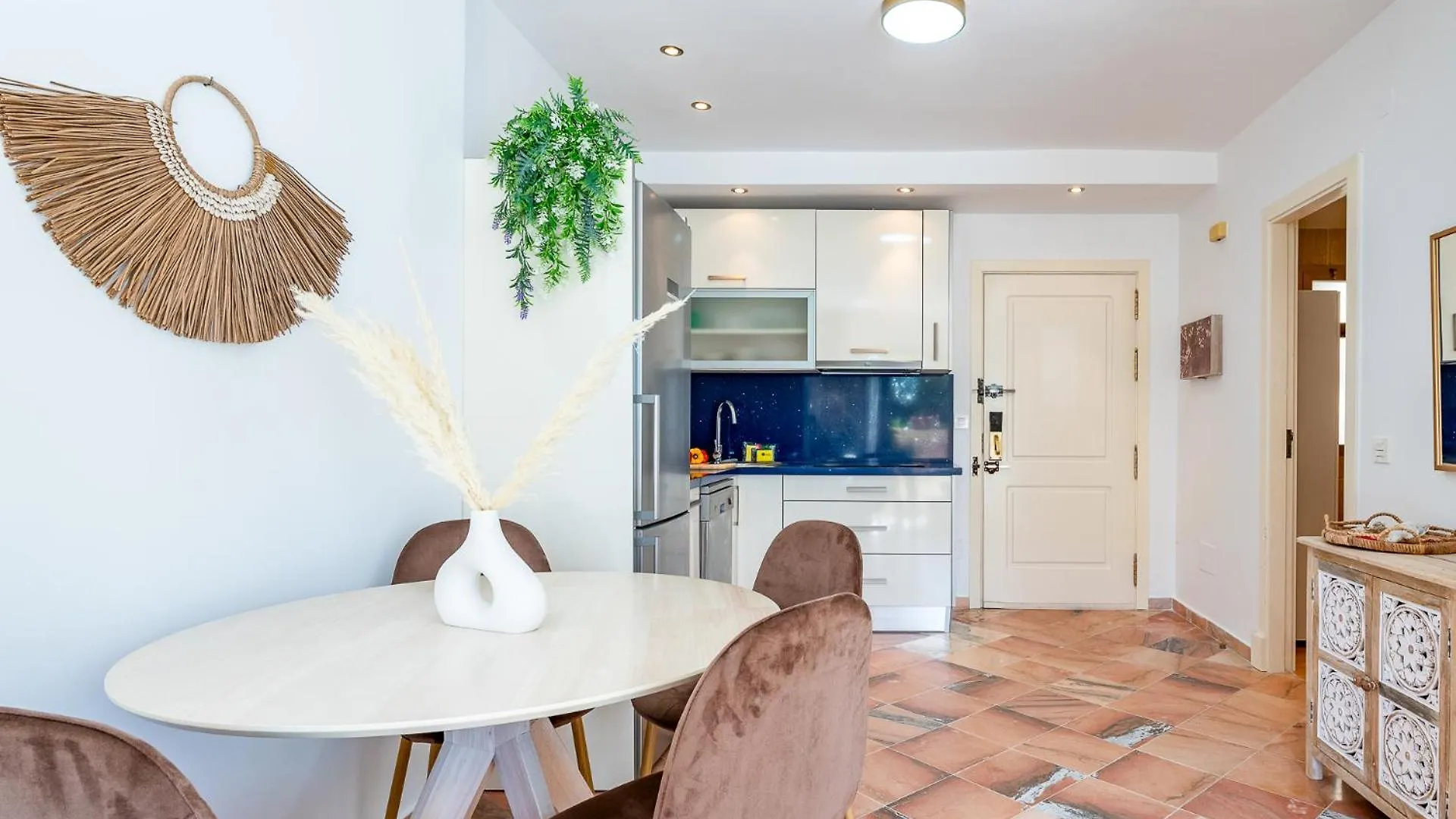 Oleholidays 217 Romana Playa Junto Al Mar Marbella 0*,  Spain