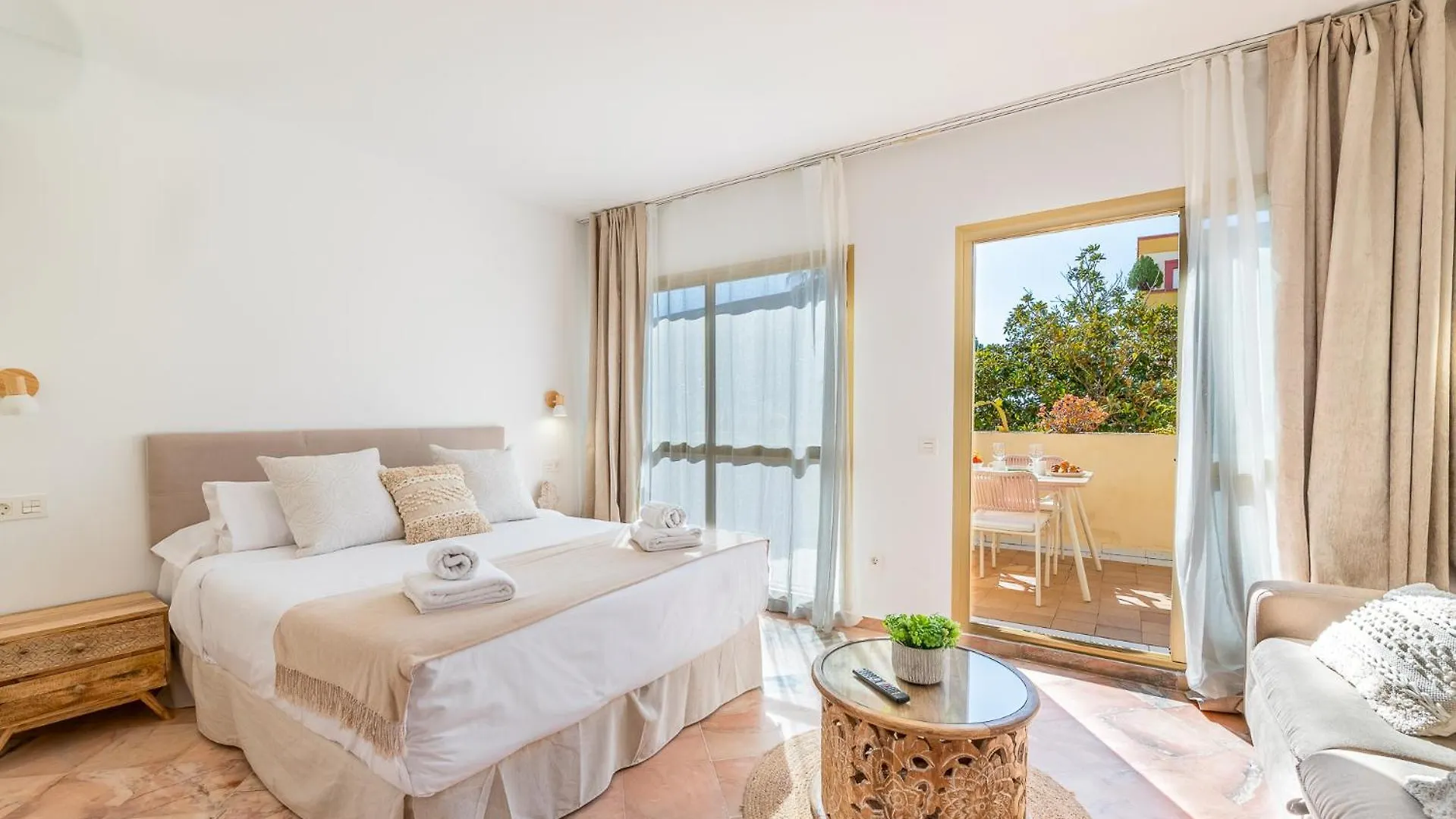 Apartment Oleholidays 217 Romana Playa Junto Al Mar Marbella