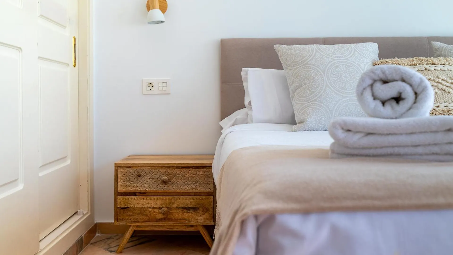 Oleholidays 217 Romana Playa Junto Al Mar Marbella Appartement